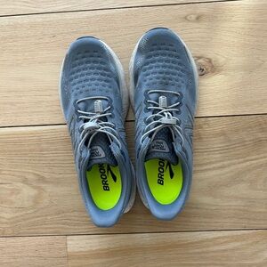 NEW BALANCE MEN’S FRESH FOAM 1080 SIZE 10